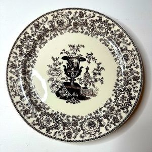 Two's Company Urn Scene/Floral/Cottage Charm 9.5” Display Plate